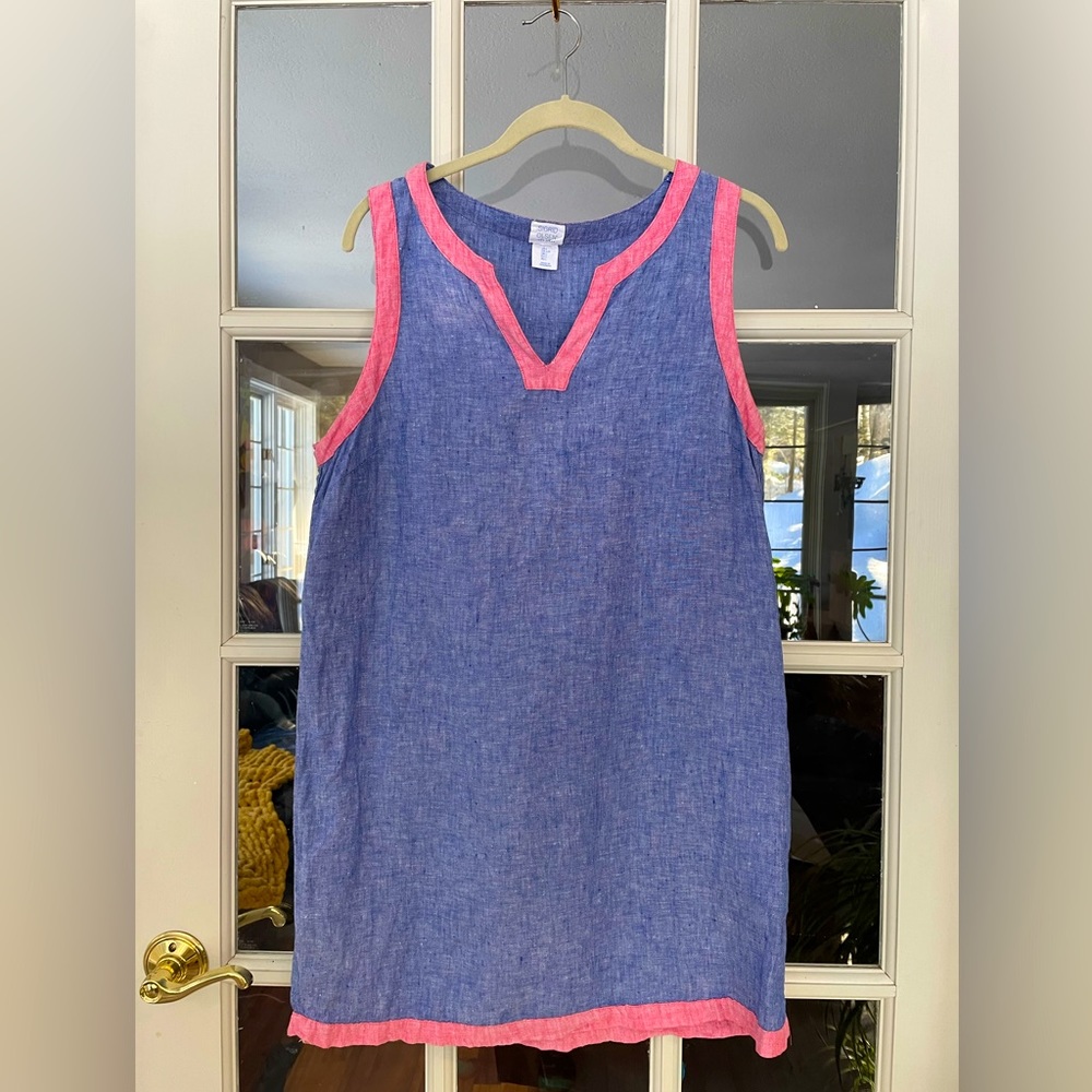 Cute linen dress - resort wear